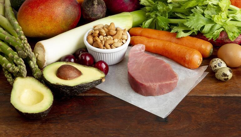 1.Nutrición y salud auditiva: Deficiencias nutricionales...