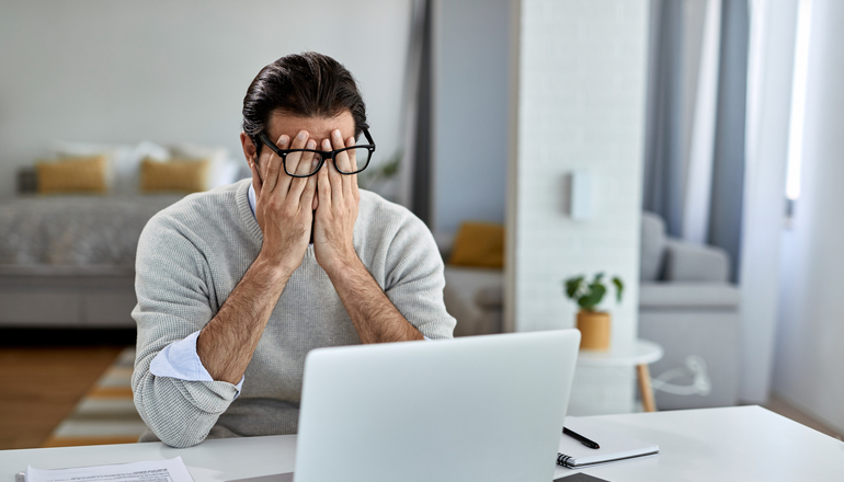 1.Escuchar mal cansa: la relación entre pérdida auditiva...
