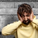 ¿El oído se acostumbra al ruido constante o siempre causa...