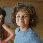 Niños y audífonos: la guía definitiva para lograr que los...