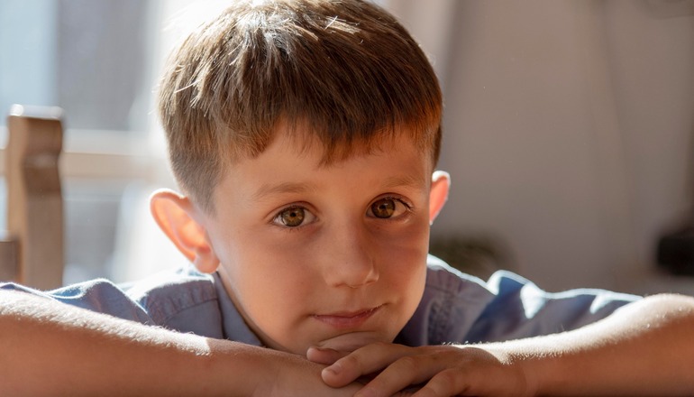 Pérdida auditiva fluctuante en niños: señales importantes...